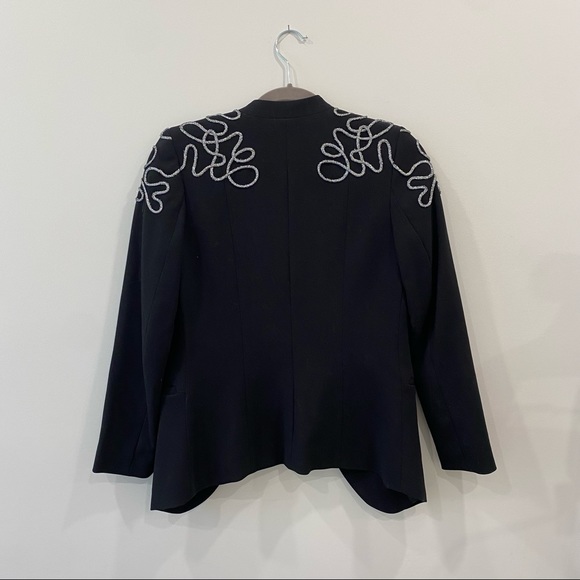 Black H&M blazer - Picture 2 of 4